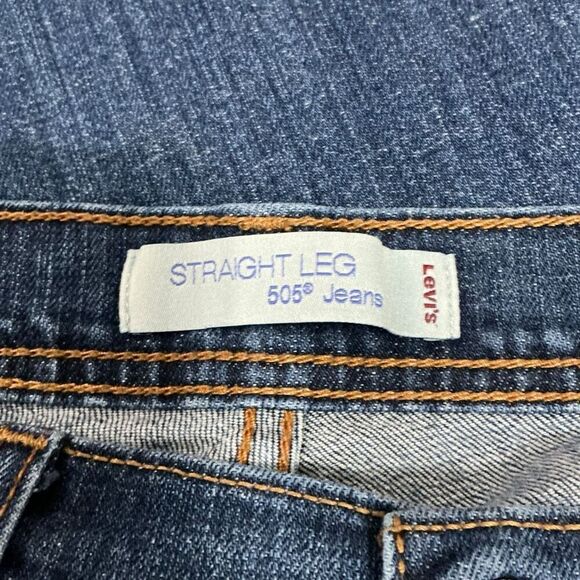 Levi’s Medium Wash Distressed Straight Leg 505 Jeans Size 12 L/C - Picture 8 of 9